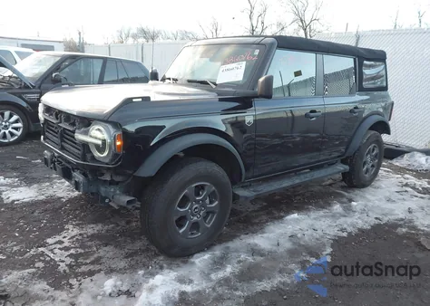 2023 Ford Bronco Big Bend z USA, uszkodzony, nr VIN 1FMEE5BP0PLB81104